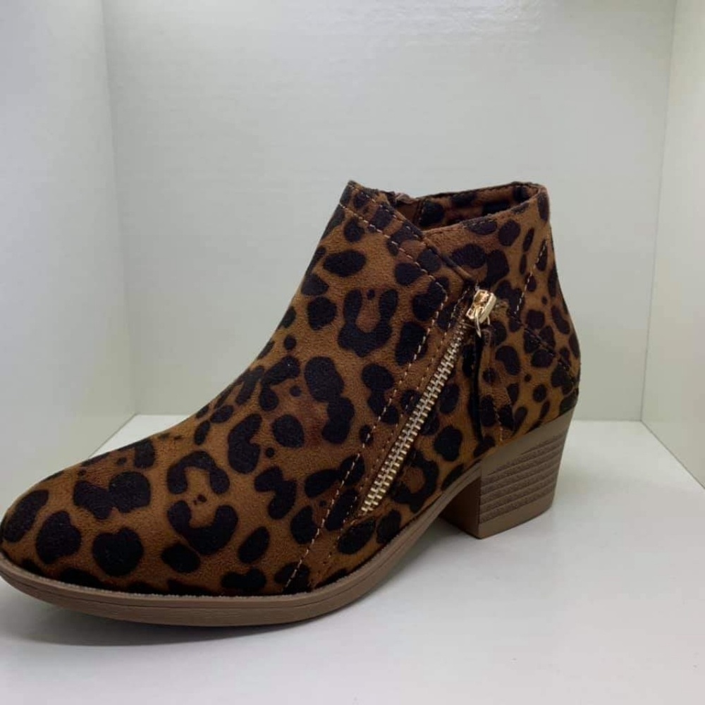Leopard Zip Booties